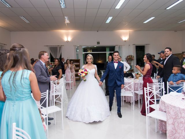 O casamento de Valmário e Gislene em Ferraz de Vasconcelos, São Paulo Estado 27