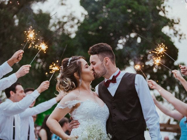 O casamento de Alex e Tatiane em Novo Hamburgo, Rio Grande do Sul 18