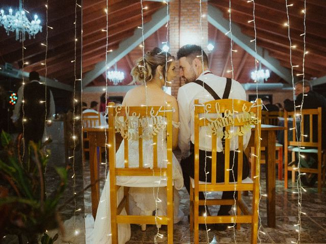 O casamento de Alex e Tatiane em Novo Hamburgo, Rio Grande do Sul 24