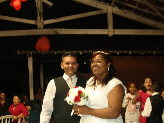 O casamento de Aparecido e Priscila em Carapicuíba, São Paulo Estado 6