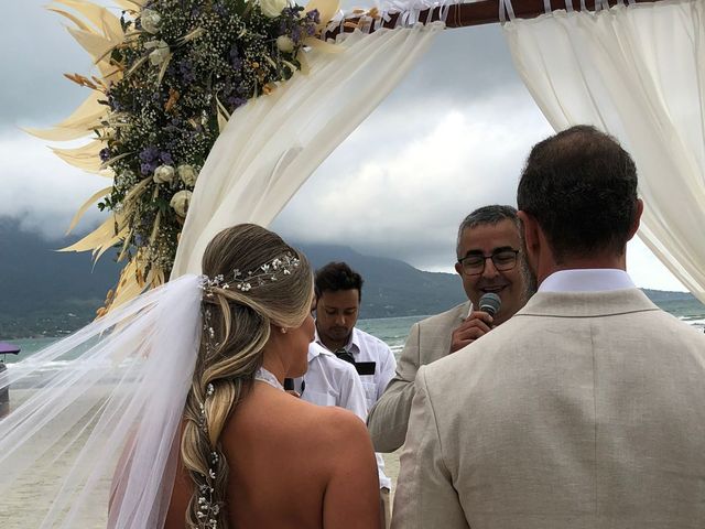 O casamento de Adriano  e Luana em São Sebastião, São Paulo Estado 10