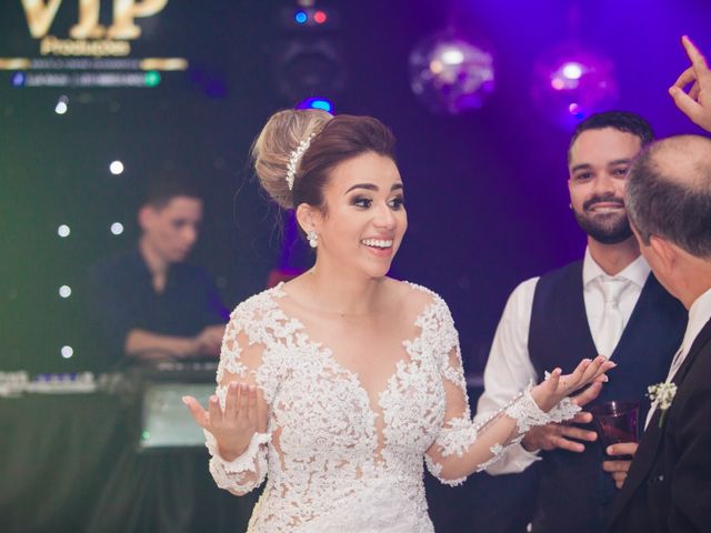 O casamento de Daniel e Amanda  em Coronel Fabriciano, Minas Gerais 53