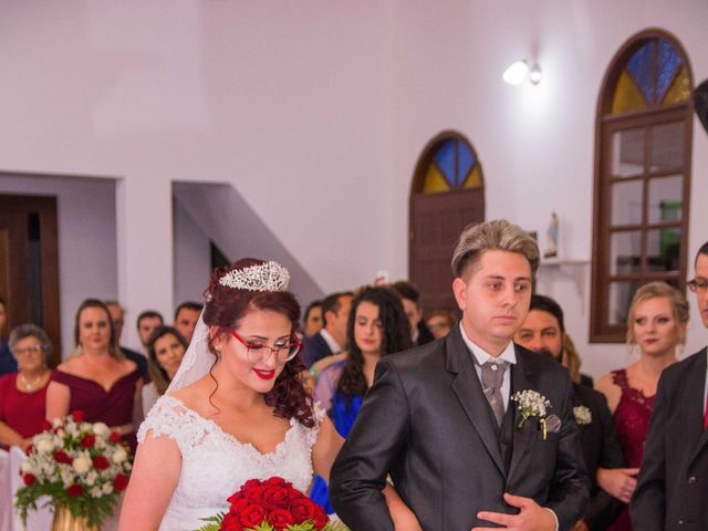 O casamento de Afonso e Sabrina em Garopaba, Santa Catarina 25