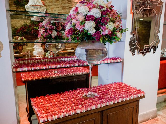 O casamento de André  e Analuiza  em Recife, Pernambuco 13