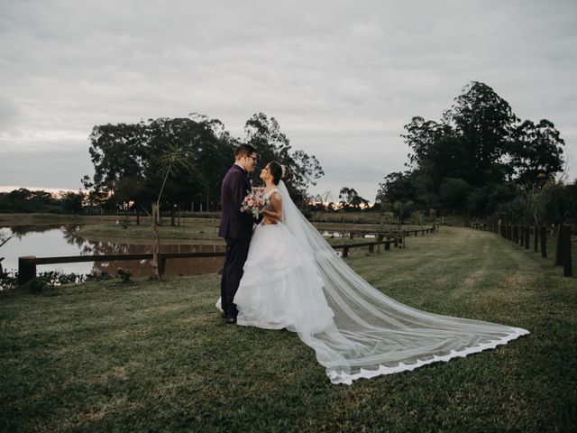 O casamento de Nicolas e Gabrielli em Nova Santa Rita, Rio Grande do Sul 159