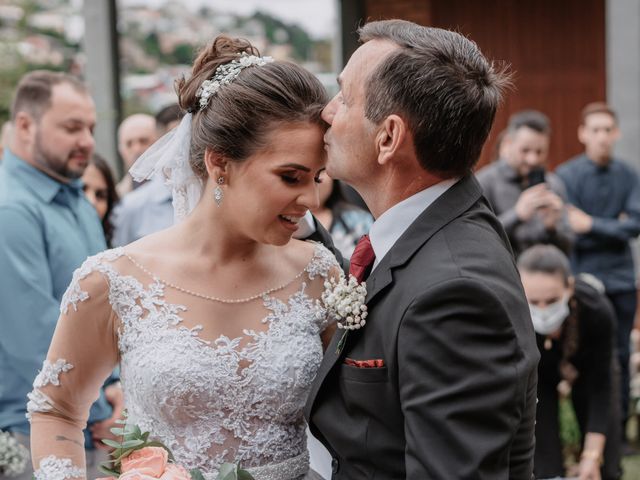 O casamento de Marcos e Jéssica em Caxias do Sul, Rio Grande do Sul 42