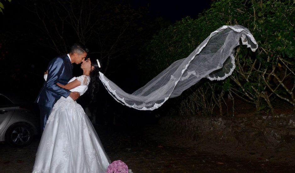 O casamento de Felipe e Jenifer em Itapecerica da Serra, São Paulo