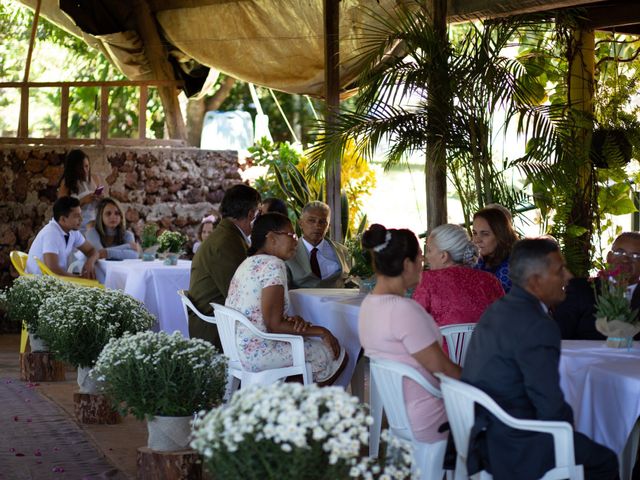 O casamento de Rafael e Yukie alline em Novo Acordo, Tocantins 30