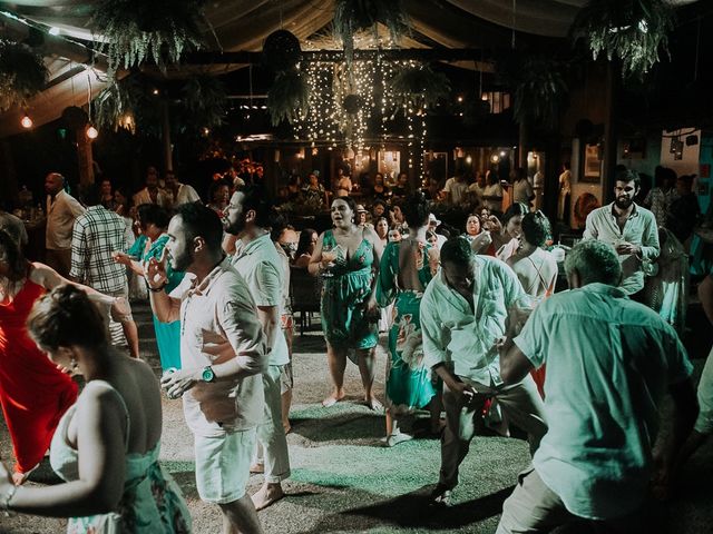 O casamento de Pedro e Thais em Caraiva, Bahia 213