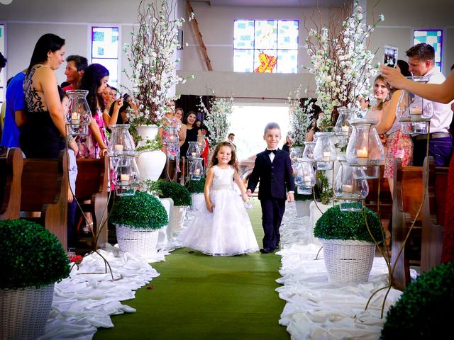 O casamento de Wilian e Dayane em Juranda, Paraná 15