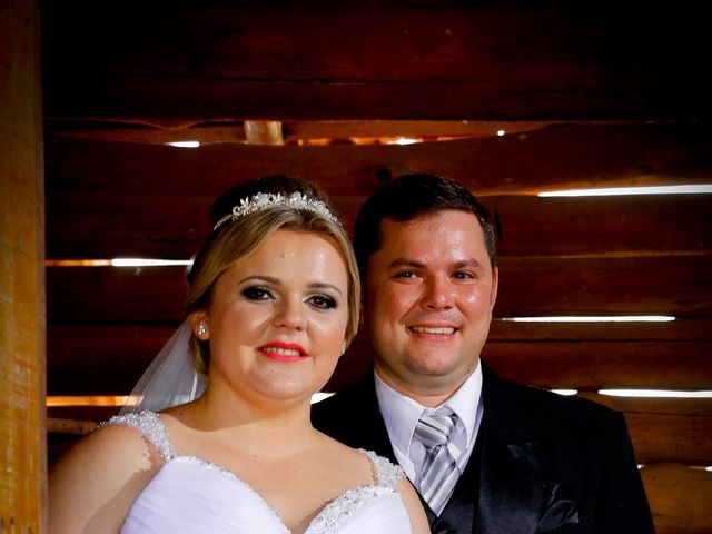 O casamento de Wilian e Dayane em Juranda, Paraná 21