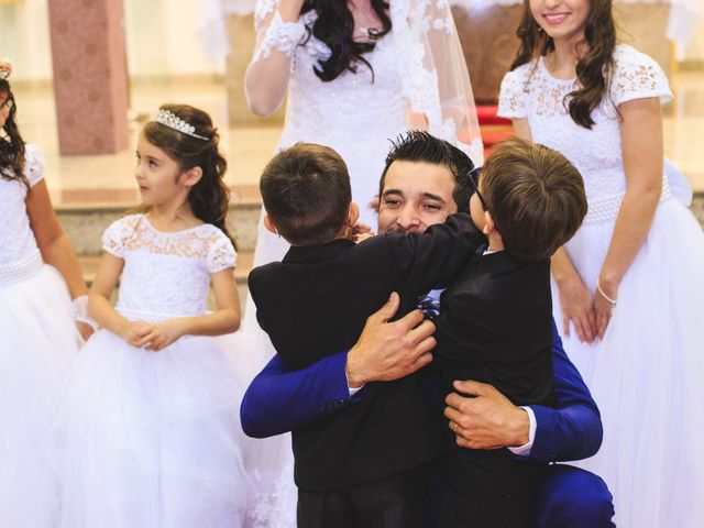 O casamento de Dênis e Letícia  em Estiva, Minas Gerais 18