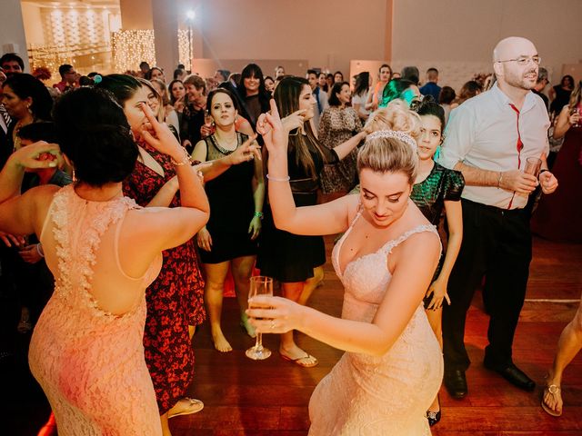 O casamento de Allan e Glaucia em São José dos Campos, São Paulo Estado 38