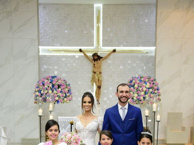 O casamento de Kamila e Rérold em Divinópolis, Minas Gerais 50