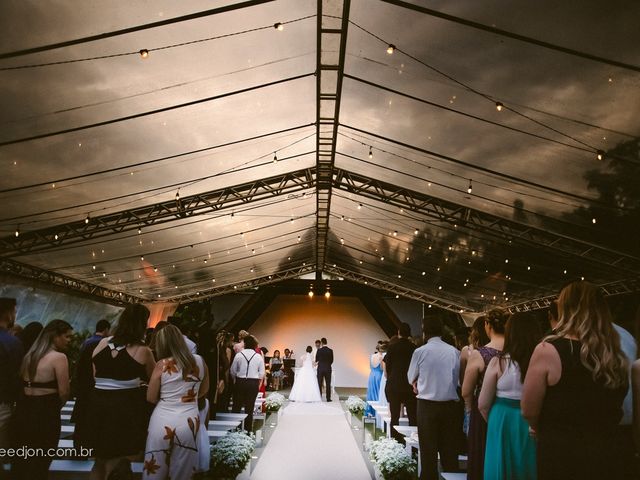 O casamento de Renan e Danny em Joinville, Santa Catarina 13