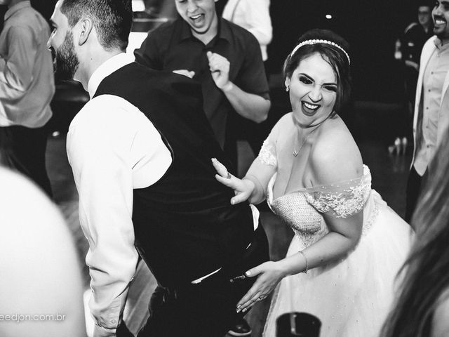 O casamento de Renan e Danny em Joinville, Santa Catarina 31