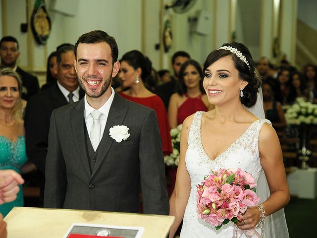 O casamento de Daniel e Anabelle em Guanhães, Minas Gerais 42