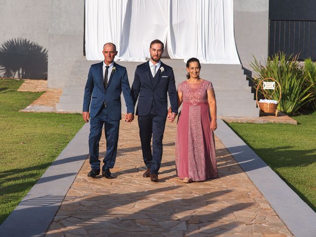 O casamento de Diego e Renata em Patos de Minas, Minas Gerais 62