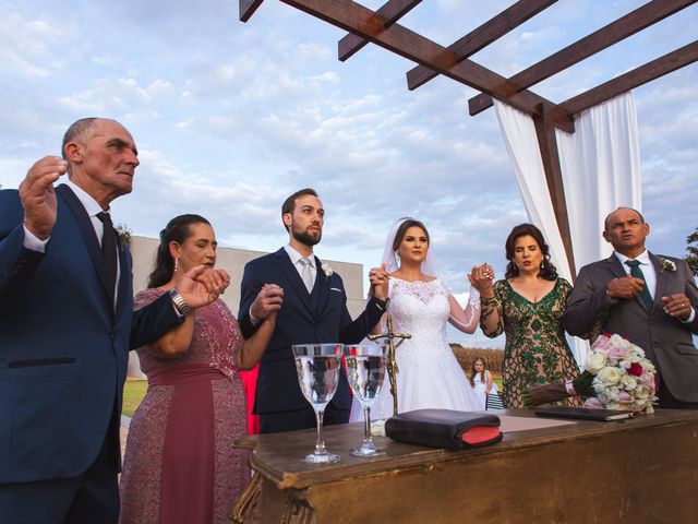 O casamento de Diego e Renata em Patos de Minas, Minas Gerais 122