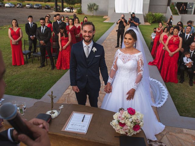 O casamento de Diego e Renata em Patos de Minas, Minas Gerais 127