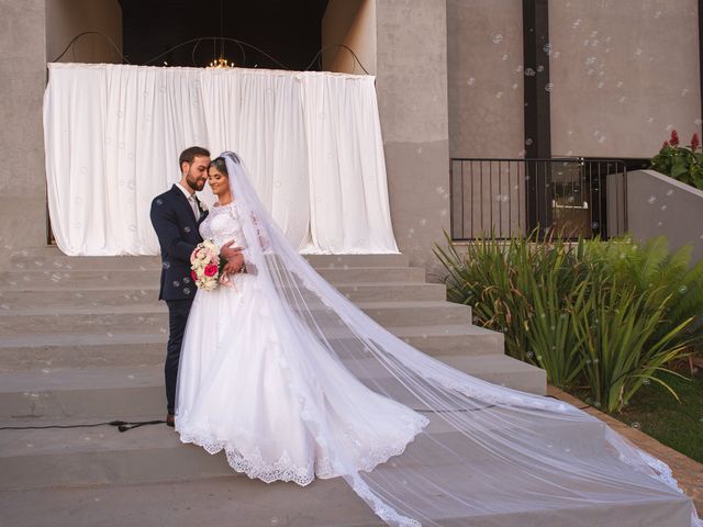 O casamento de Diego e Renata em Patos de Minas, Minas Gerais 134