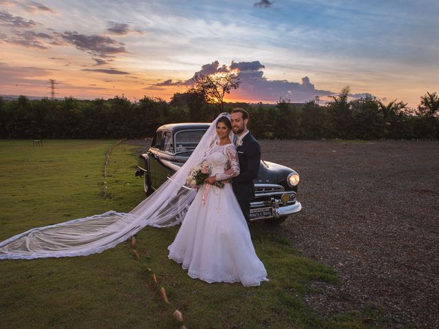 O casamento de Diego e Renata em Patos de Minas, Minas Gerais 137