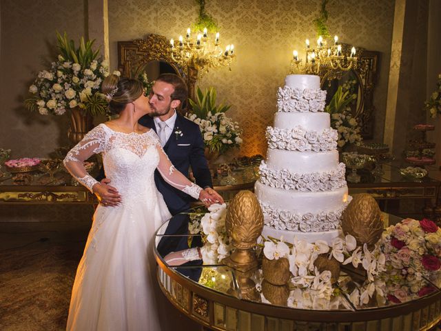 O casamento de Diego e Renata em Patos de Minas, Minas Gerais 185