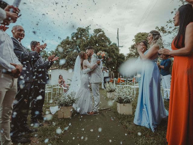 O casamento de Flávio e Larissa em Vitória da Conquista, Bahia 47