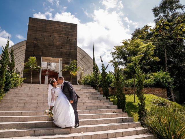 O casamento de Junior e Nayumi em Santa Isabel, São Paulo Estado 1