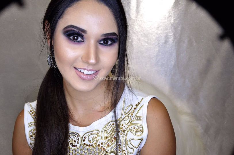 Carola Castanho Make Up