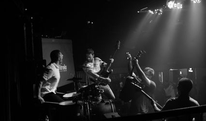 Banda Éramos6
