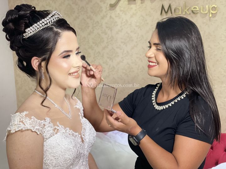 Ana Dias Makeup
