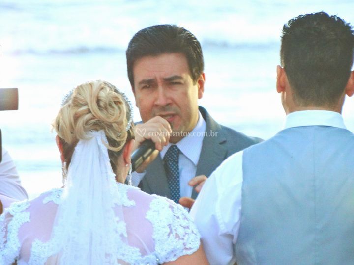 Celebrante Paulo Ramos