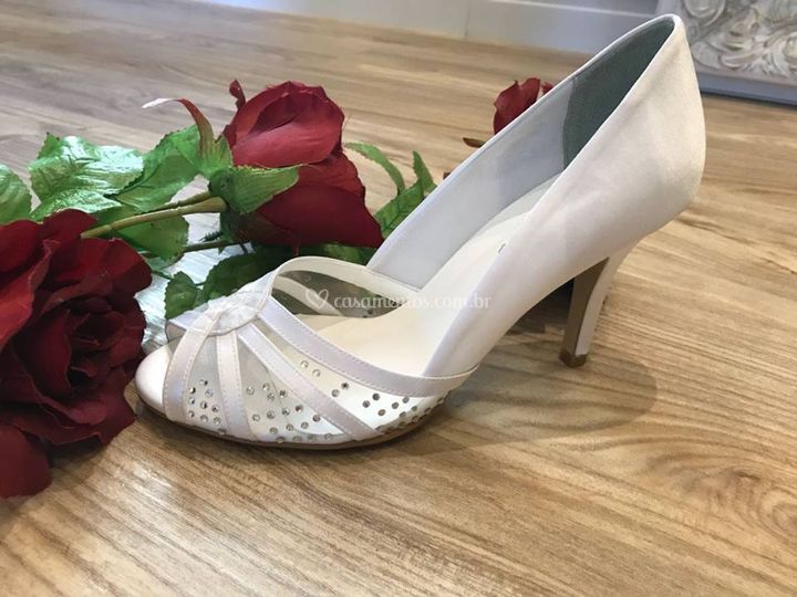 Sarah Brides