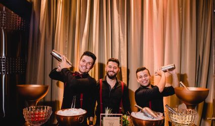 Extreme Show Bar -  Bartenders