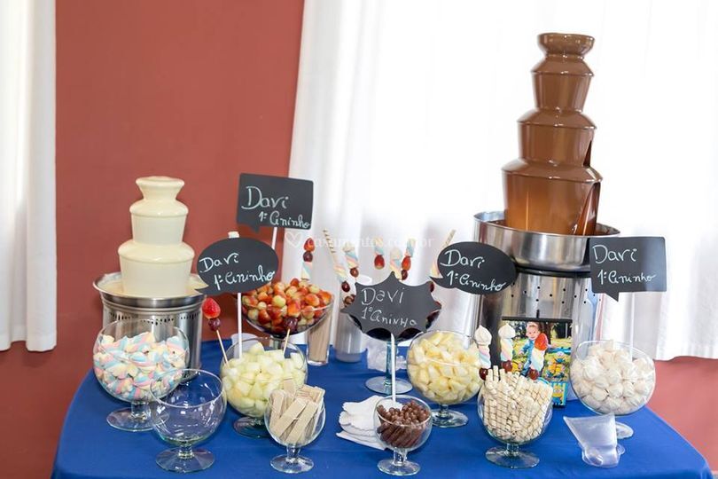 Aluguel De Cascata De Chocolate Para Casamento Lambuzando Eventos Cascatas De Chocolate A Partir De R 500 10