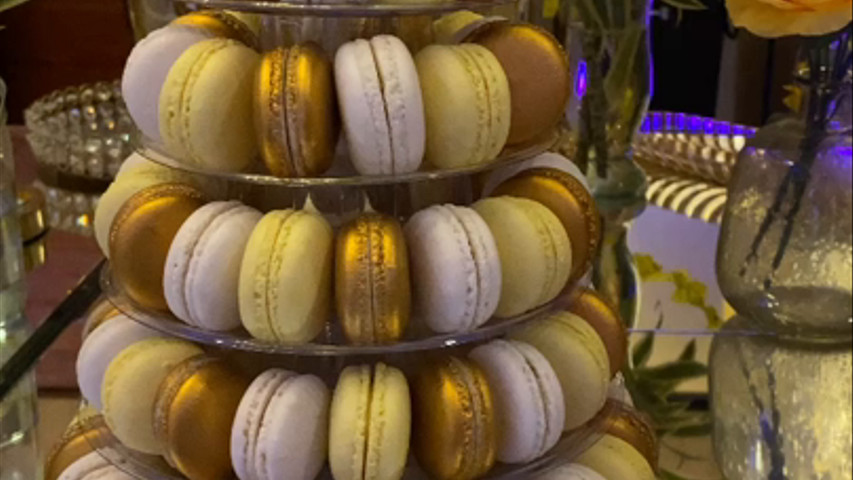 Par de Torres de Macarons