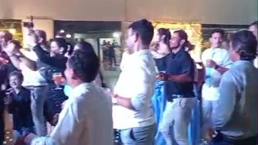 Tem que dançar