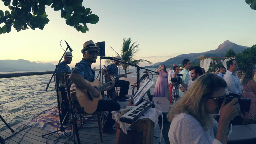  Banda Ateliê na Praia * Nayara & Guilherme - Casamento na Praia - IlhaBela - SP | Encerramento