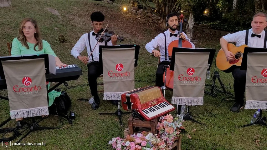 FORMAÇÃO QUARTETO - PIANO, VIOLINO, CELLO & VIOLÃO