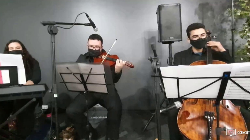 Can't Take My Eyes Off You (Frankie Valli) - Trio Violino, Violoncelo e Teclado