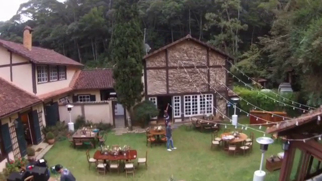 Casamento da Thay e do Pedro, na casa do Fachoalto.