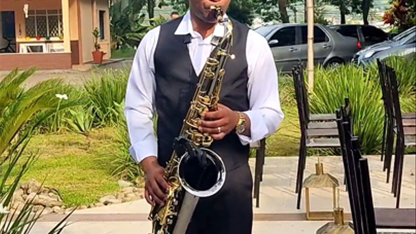 Ismael Oliveira Sax