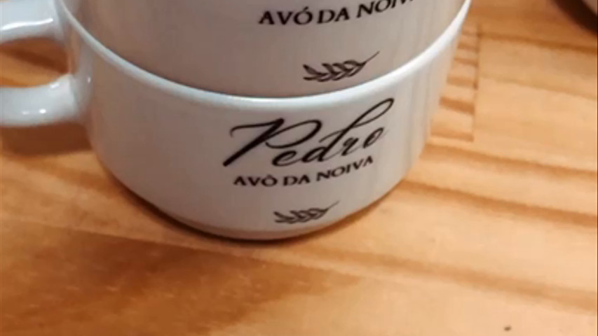 Xícaras personalizadas para padrinhos