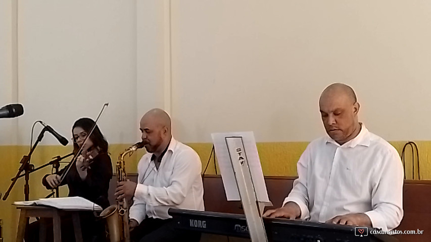 Formação Teclado sax violino