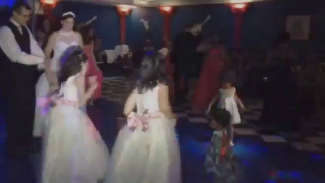 Clip casamento o amor esta no ar do castelo