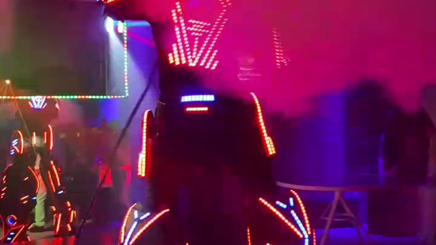 Mega Robô de Led