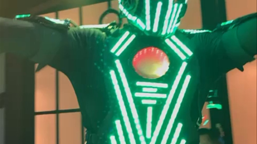 Mega Robô de Led