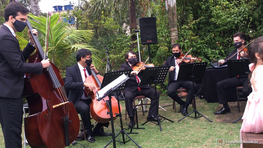 Caneta e Papel os Arrais -  Quinteto de cordas 