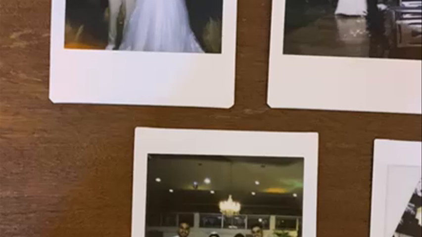 Além de Fotos digitais, fotos polaroids reveladas na hora 